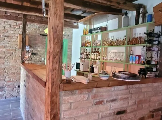 Na Vcelej Farme Polichno